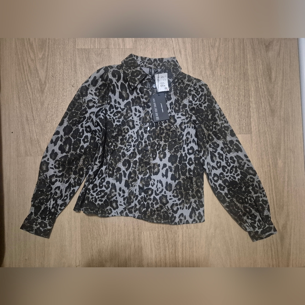 Vero Moda Black and Gray Leopard Print Blouse